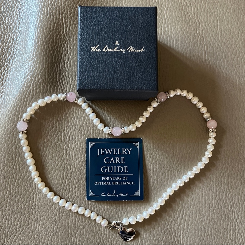 DANBURY MINT CULTURED PEARL STRAND NECKLACE 18” GRANDDAUGHTER Gem Stone/Diamonds